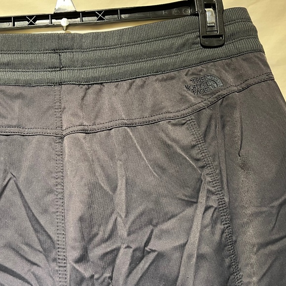 THE NORTH FACE  Ladies Capri pants Size XL - Picture 3 of 5